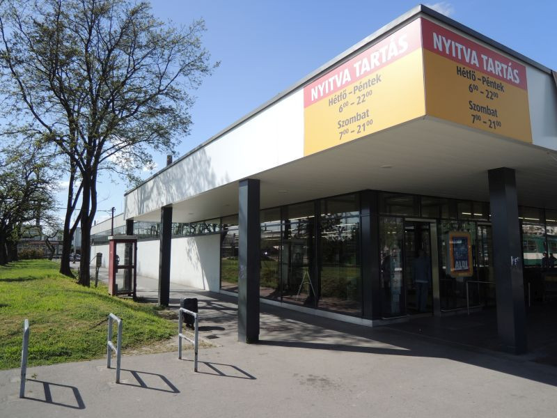 uveghaz021