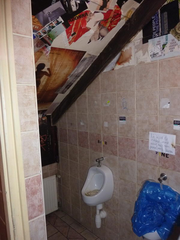 Kettőből kettő rossz