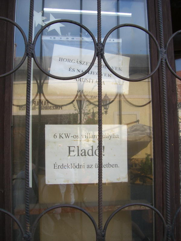 Hirdetési felület