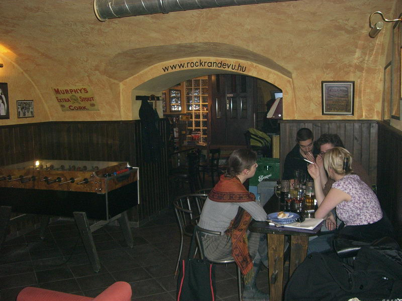 Rajta vannak a neten