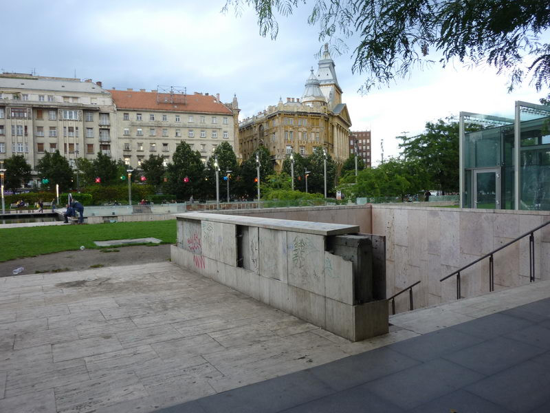 Lelakott burkolat