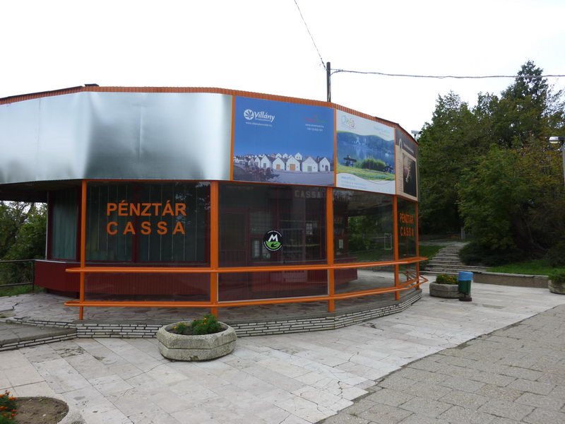 Belépőt kell váltani