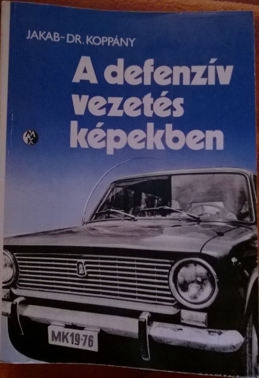 ‘A defenzív taktikus alkalmazkodása aktív, tervszerű; lemondása tudatosan választott eszköz, amellyel ugyan valami veszélyt hárít el, de nem akkor, amikor az már a nyakában szakadt, hanem még jóval a baj támadása előtt.‘