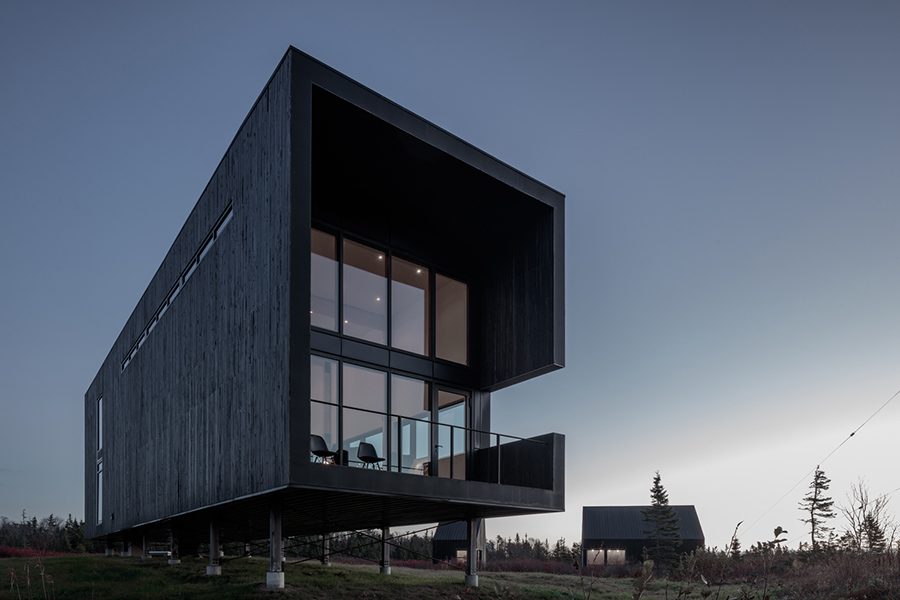 black_house_in_nova_scotia.jpg