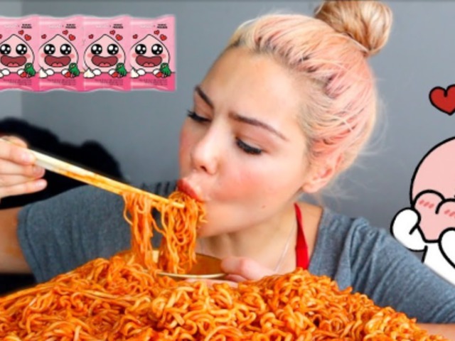 "Eating Broadcast" avagy "Együnk Online!"