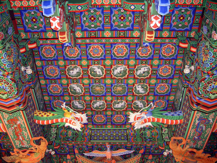 6_ceiling-painting-main-buddha-hall-temple.JPG