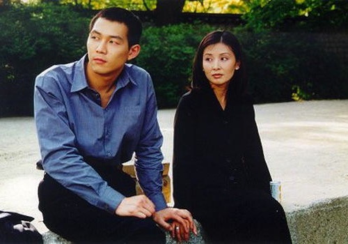 kep3_lee_jung-jae_es_lee_mi-sook_az_an_affair_c_filmben_1998.jpg