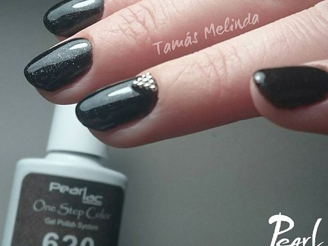 Black Friday Nail. 