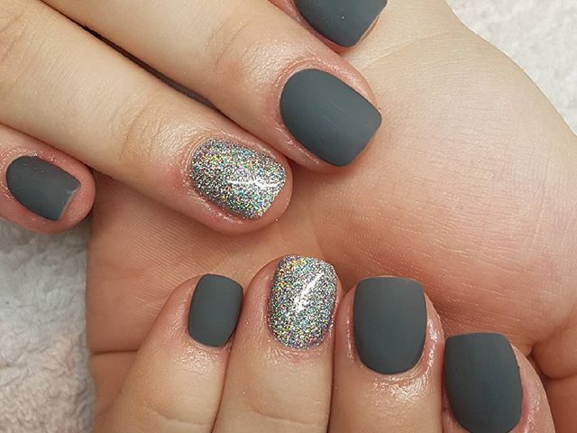 Galaxy por párosítása PearLac Matte One Step gél lakkal @nails_by_vivien -től. 