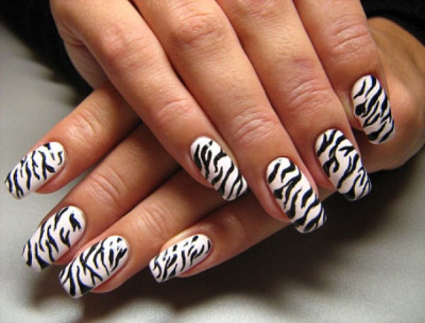 How-you-can-paint-simple-zebra-print-nail-designs-on-your-nails.jpg
