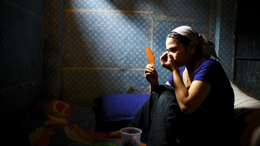 desktop-wallpaper-luminous-portraits-of-bangladesh-s-teenage-prostitutes.jpg