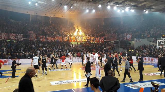 partizan-zvezda_basket_2.jpg