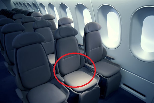 plane-middle_seat.jpg