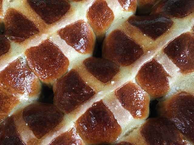 Hot cross buns
