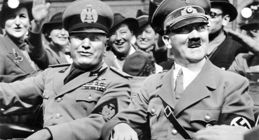 smi-journalists-hitler-mussolini-d3bb2a3c.jpg