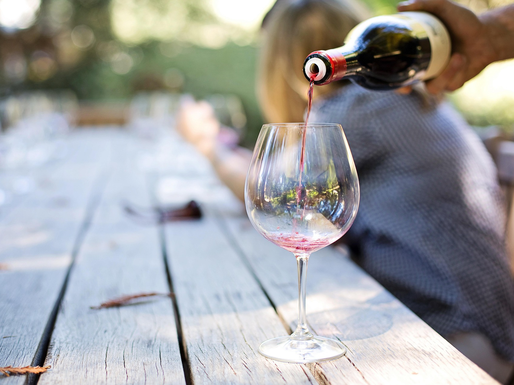 wine-1952051_1920.jpg