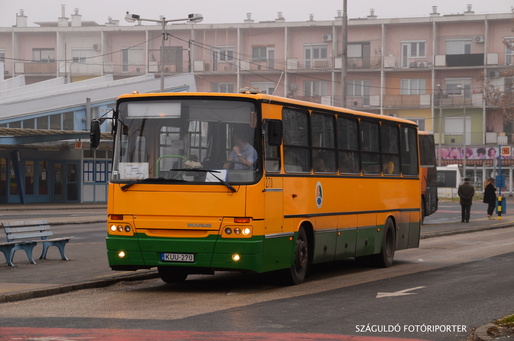 Indulás a baksi villanegyedbe