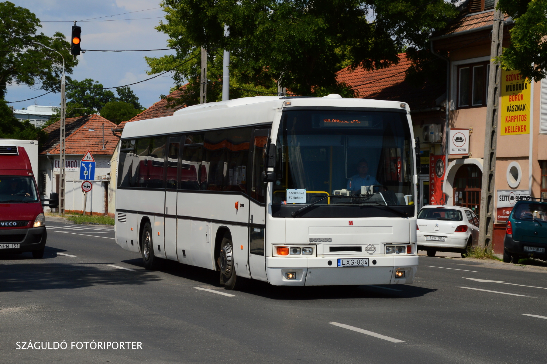 A Mercedes-gyár kiszolgálást elkerülte az LXG, cserébe viszont nagyon gondos kezek közé került