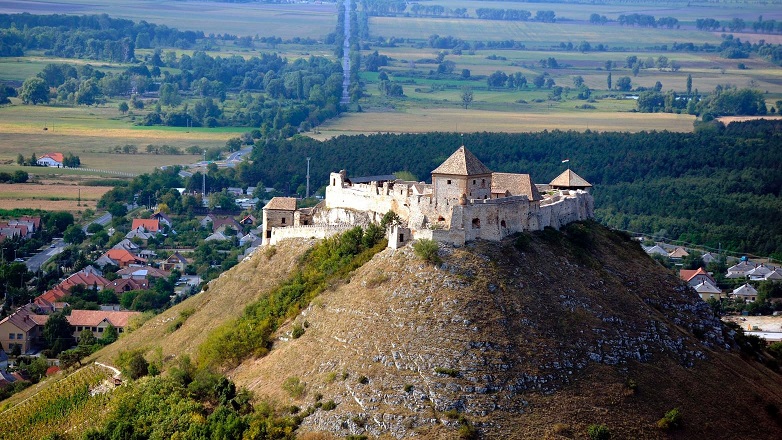 sumegi-var-felujitas-turisztika-csabi-torony-csodalatosbalaton2.jpg