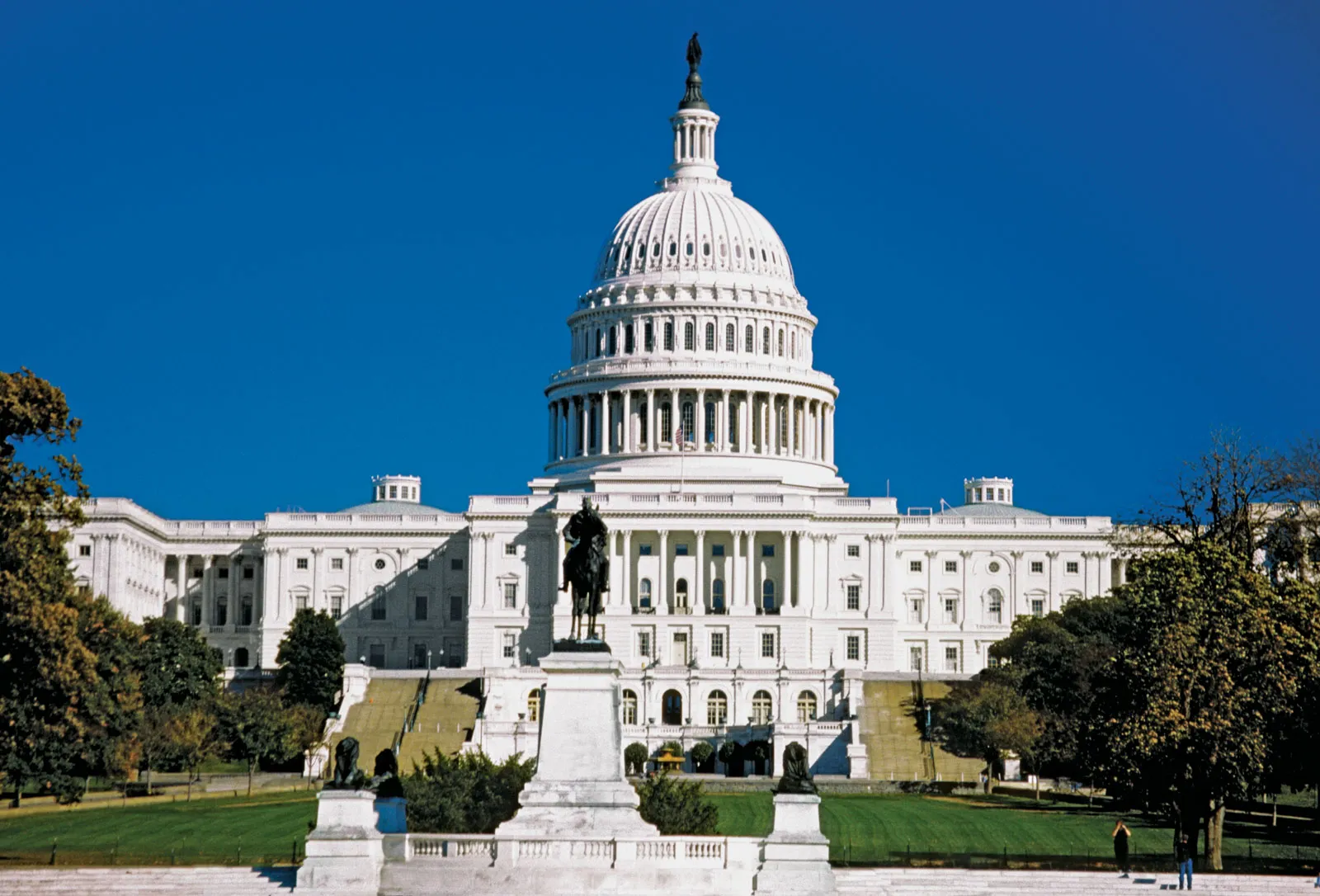 us-capitol-place-meeting-congress-washington-dc.webp