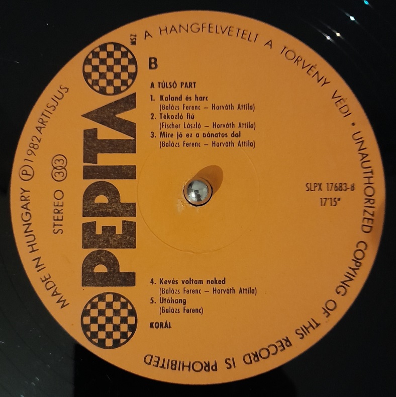 koral2lemez.jpg