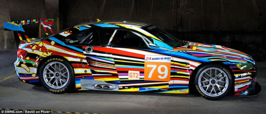 bmw_m3_gt2_jeff_koons.jpg