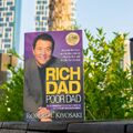 Kiyosaki szerint jön a valaha volt legnagyobb tőzsdekrach