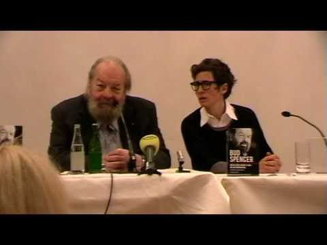 Kinek a fia a Maffia? Az enyém: Maf!