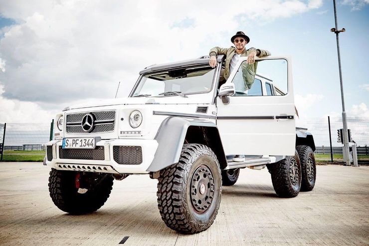 lewis-hamilton-g63-6x6.jpg