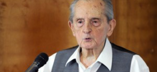 Elhunyt Székely György színháztörténész 
