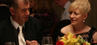 Román film nyerte a Berlinalét