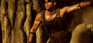 Riddick visszaverekszi magát a gyökereihez