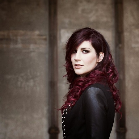 delain_charlotte_2.jpg