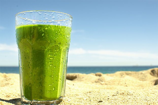 spinach-banana-smoothie.jpg