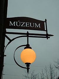 200px-muzeumfelirat.jpg