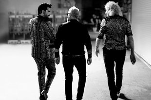 Megjelent a Queen és Adam Lambert közös koncertalbuma, a Live Around The World