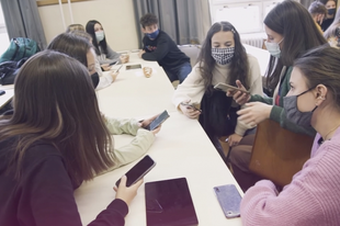 Valós iskolai környezetben fejleszt digitális tartalmakat a Telekom