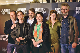 A legújabb magyar filmsiker - Megérkezett a mozikba a Jupiter holdja