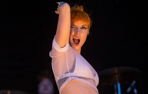 gettyimages-473575454_paramore_new_album_1000-620x394.jpg