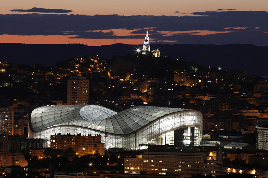 stade-velodrome-eclaire.jpg