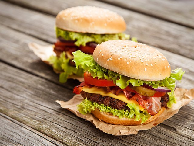 Egy házi hamburgernél nincs jobb!