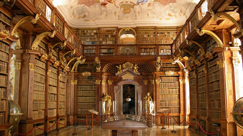 library-in-saint-catherine-monastery-1.jpg
