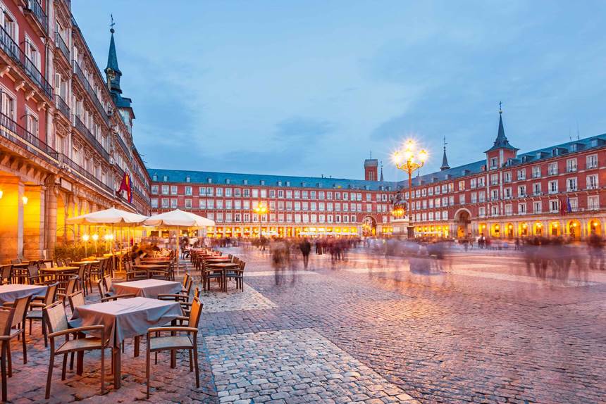 spain-madrid-plaza-mayor.jpg