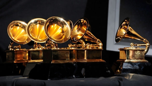 Vasárnap osztják a Grammyket