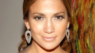 Jennifer Lopez politizálni kezdett