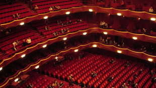 Megszorítások a Metropolitan Operában