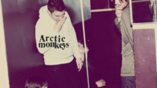 Arctic Monkeys - Humbug hercege 