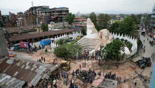 Megrázó képek a földrengés puszításáról