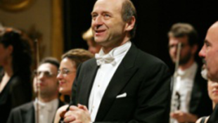 Fischer Iván vezeti a Berlini Konzerthaust 