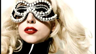 Christina Aguilera Lady Gagát utánozza - videó